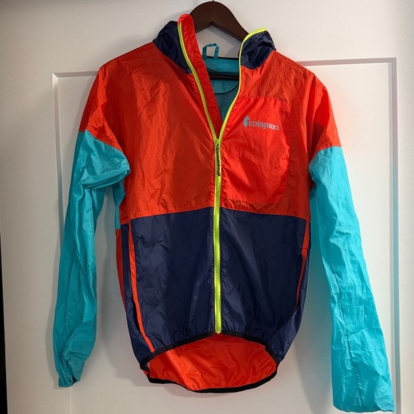 cotopaxi Jackets & Blazers - Cotopaxi Hooded Windbreaker - XS